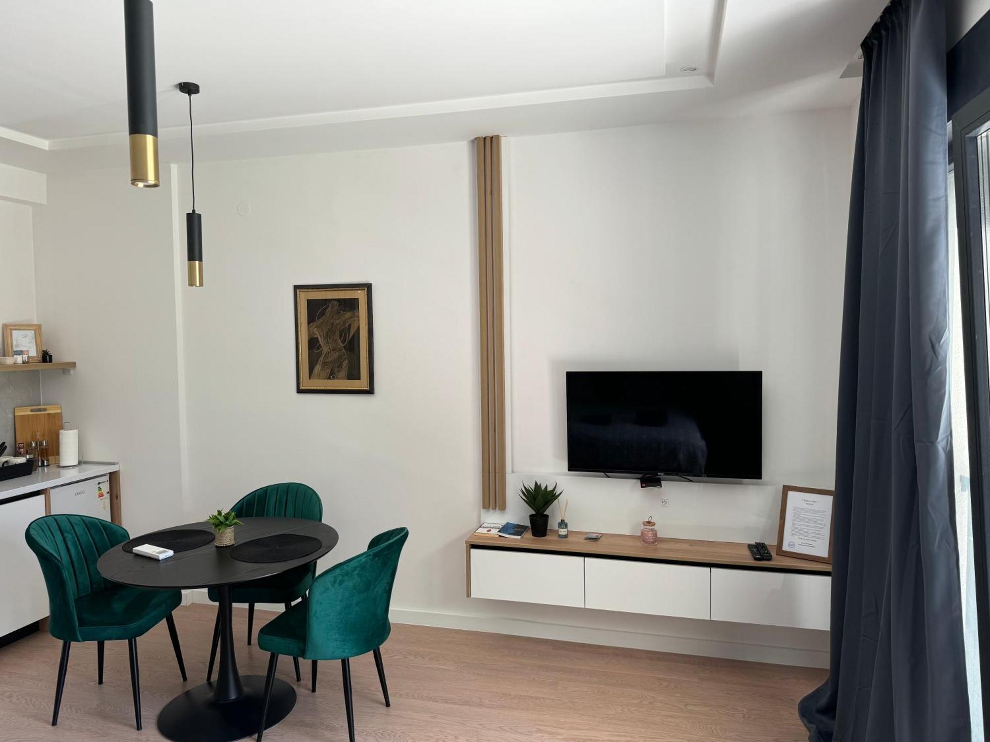 Epicenter Apartment