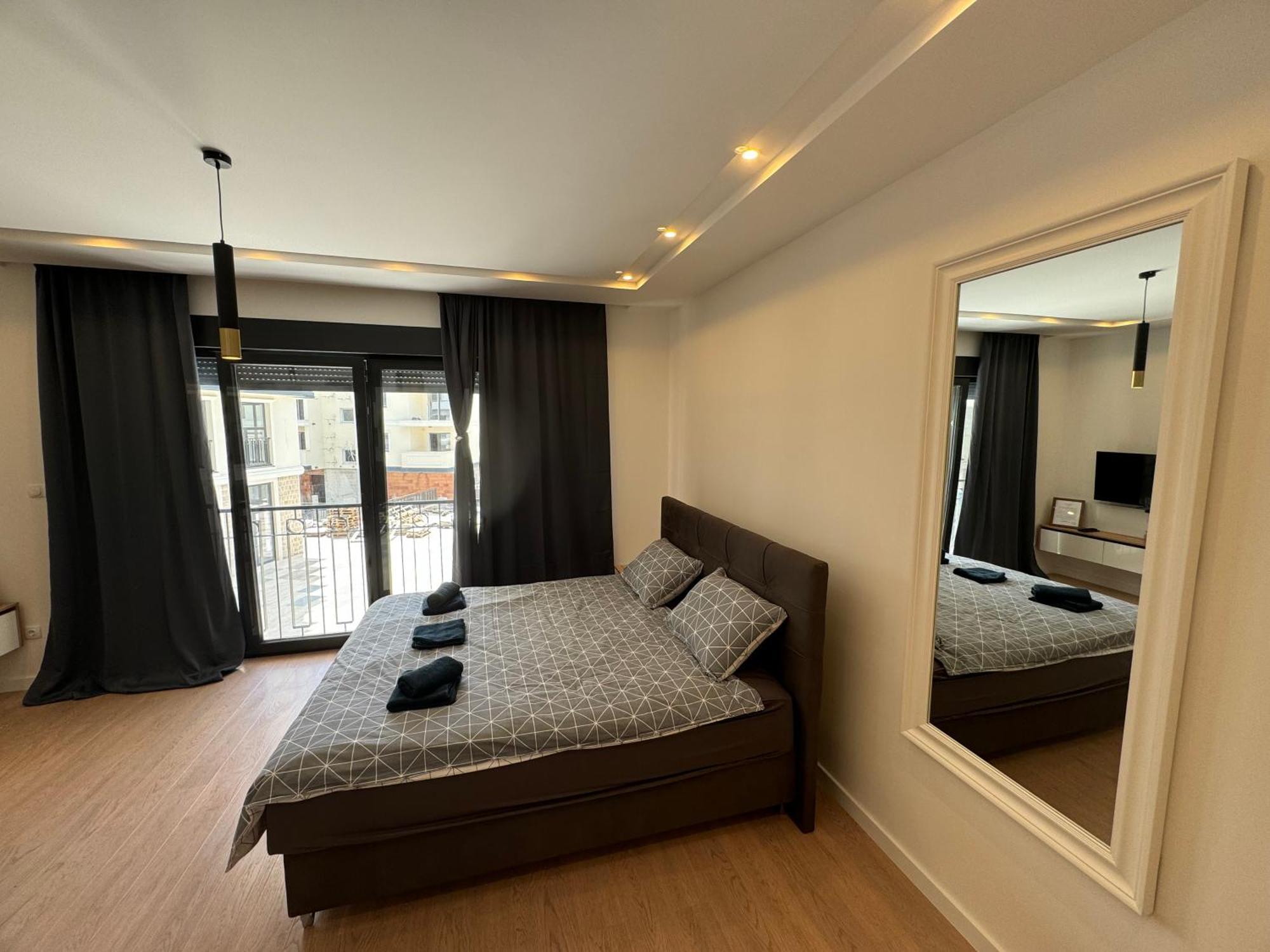 Epicenter Apartment
